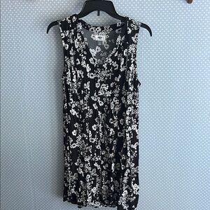 Old Navy Black and White Floral Dress